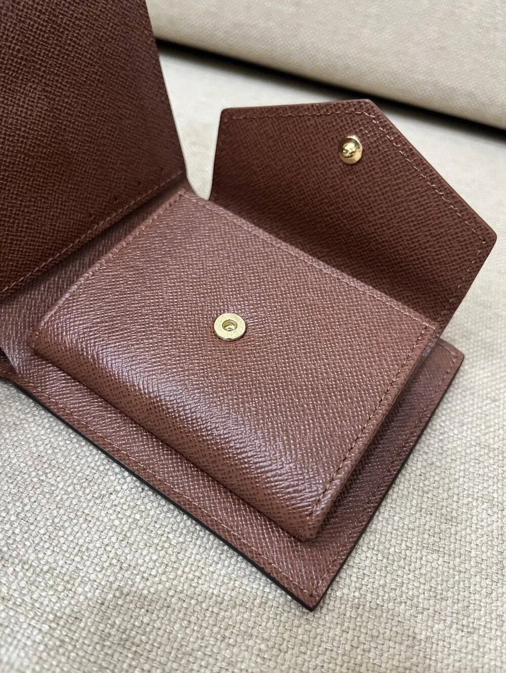 Louis Vuitton Tan/Brown Leather Money Clip Wallet